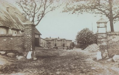 Hof um 1900-3